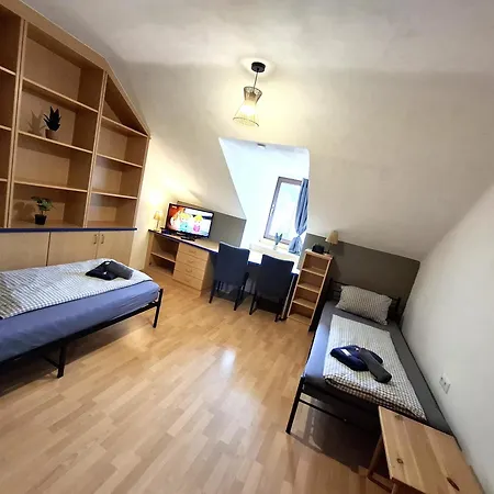 Raben Donawitz Nahe Voestalpine, Monteurunterkunft, Monteurzimmer In Monteurwohnung, Langzeitaufenthalte Fuer Handwerker, Monteure Und Arbeiter